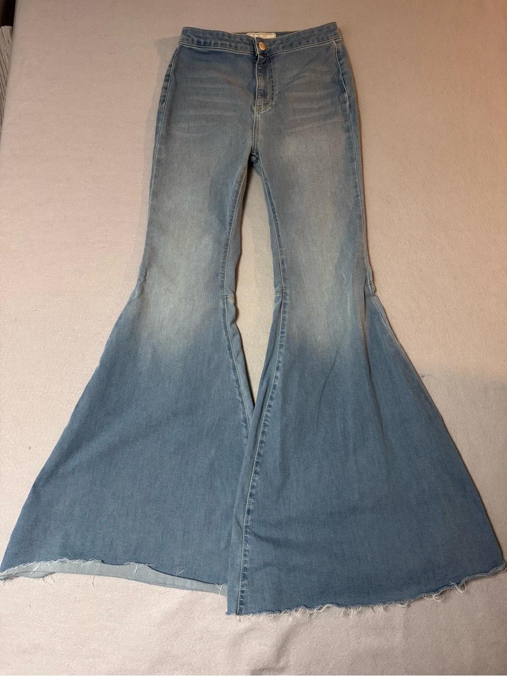 Free People “Just Float On” Flare Jeans Womens Size 26 - Picture 2 of 9